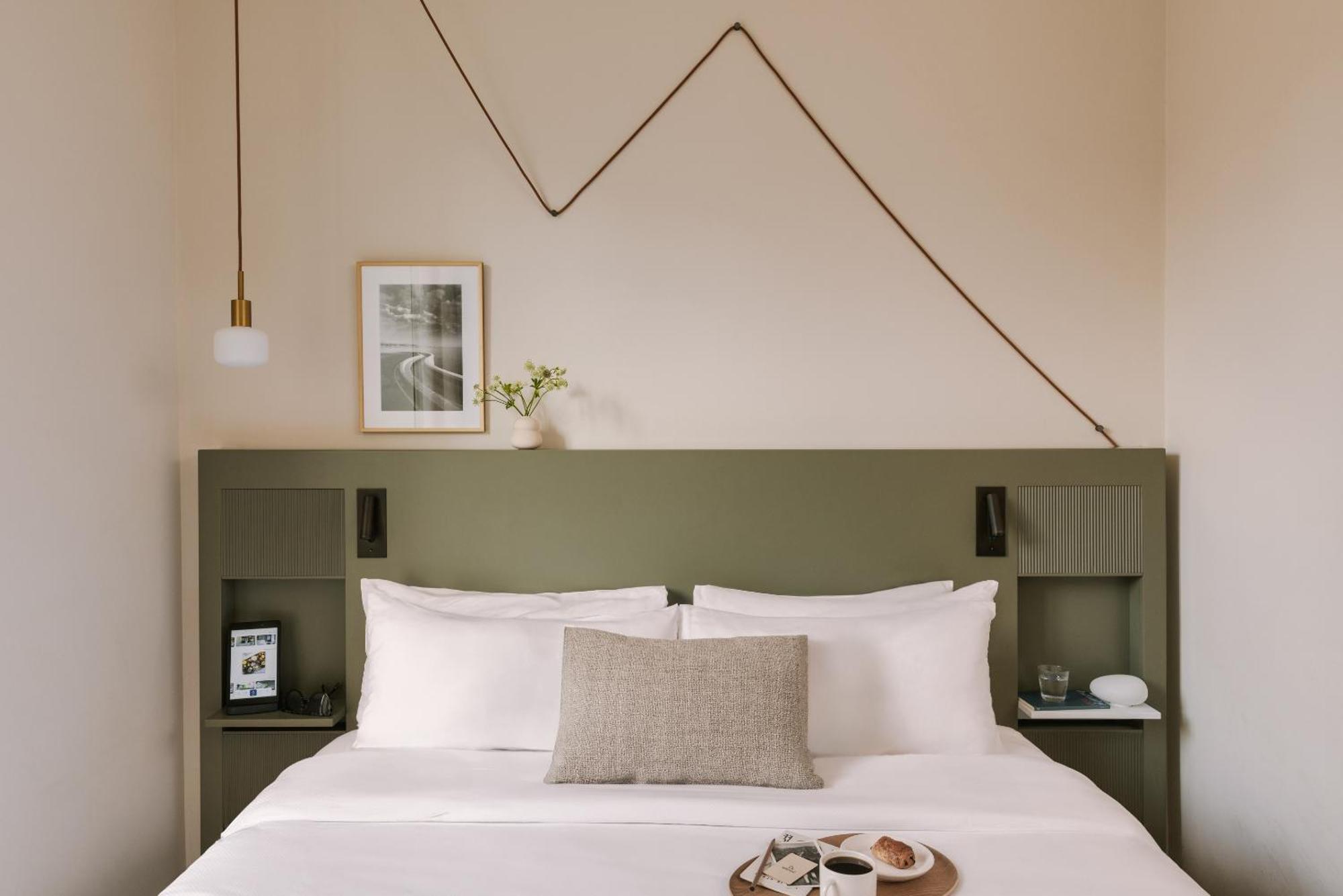 Yelo Jean Medecin Powered By Sonder Hotel Nice Luaran gambar